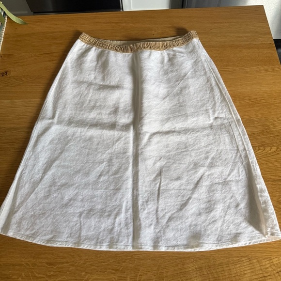 Hartford Alternative Classics White Linen Midi Skirt with Tan Waistband - Picture 2 of 4